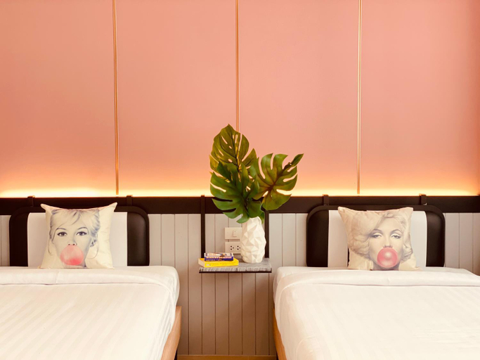 Bedroom 13