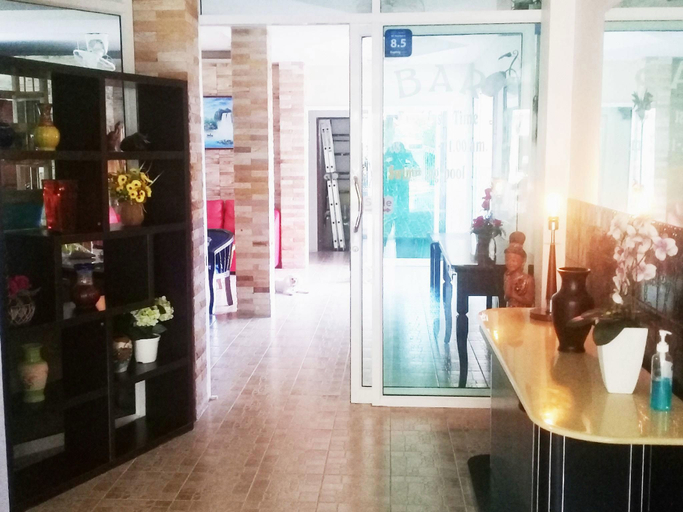 Others 5, SeaView Apartments, Phuket Island