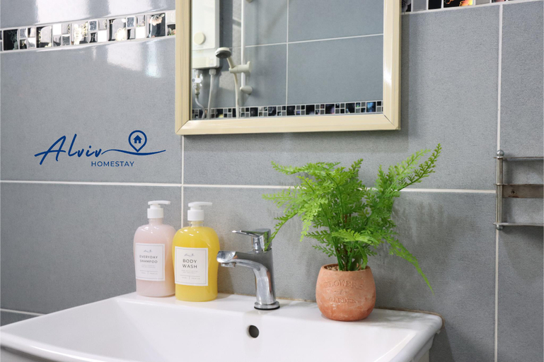 Bathroom 7
