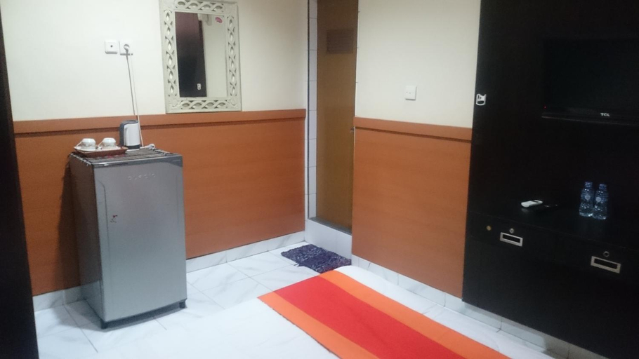 Bedroom 12