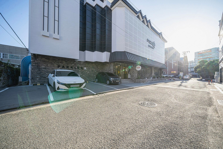 Others 5, Hotel Razab, Pohang