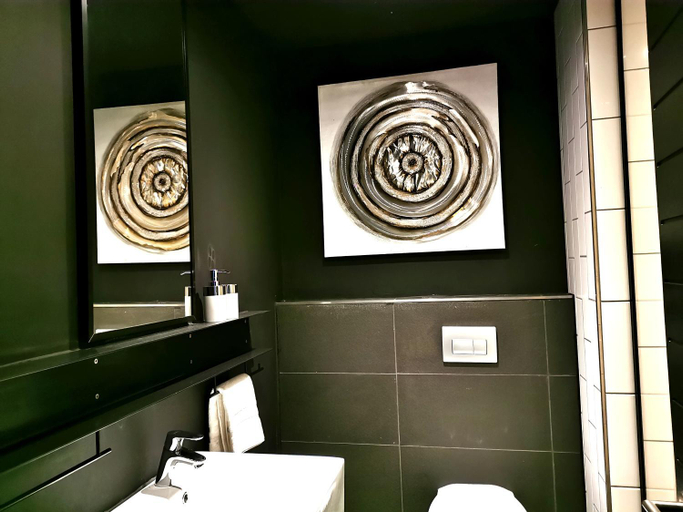 Bathroom 3, Modern Apartments, City of Cape Town