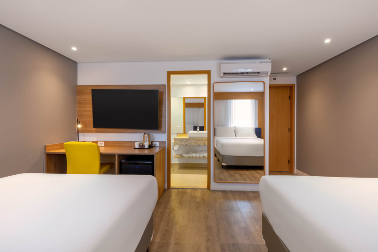 Bedroom 15
