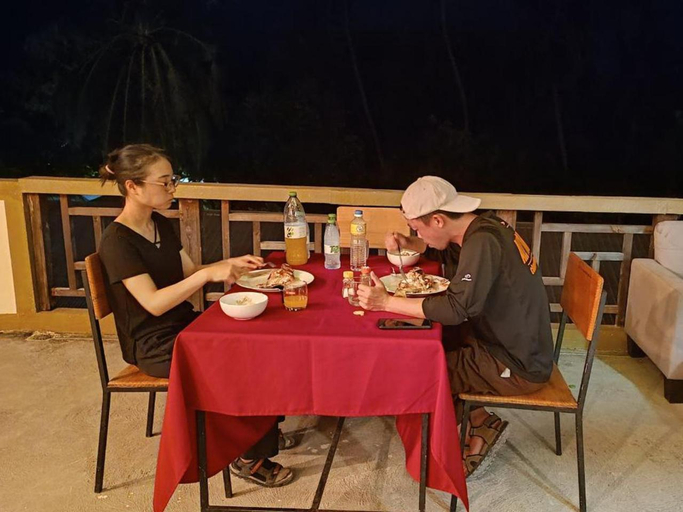 Food & Drinks 5, Rindali Maldives Maaenboodhoo