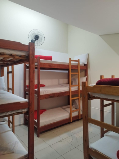 Bedroom 18