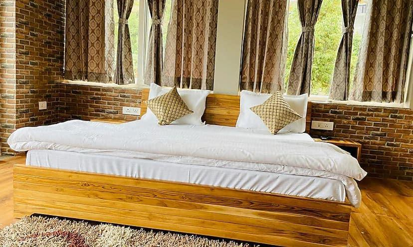 Bedroom 3, The Golden Peak Hotel, Nainital