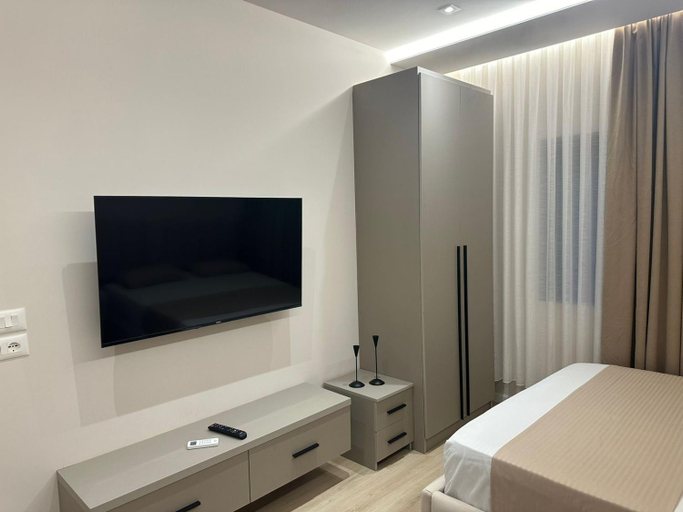 5, Home To Go Studio Apartament, Tiranës