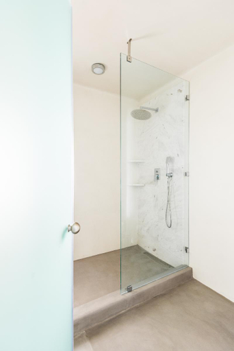 Bathroom 4, Santorini Heights, South Aegean