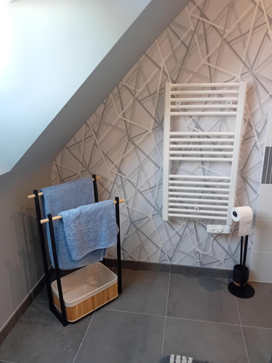 Others 2, Cœur de ville, chambre confortable a louer en Bretagne, Ille-et-Vilaine