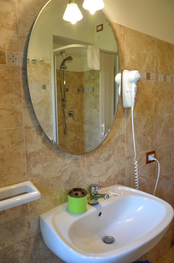 Bathroom 3, Agriturismo La Fraschetta, Viterbo