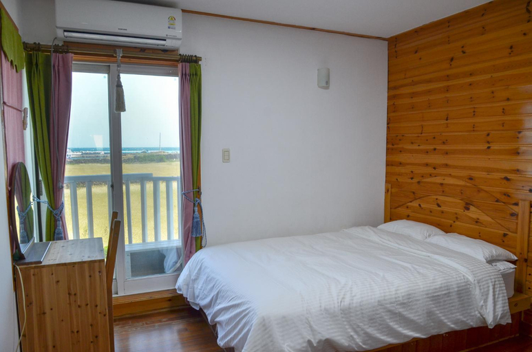 Bedroom 2, Green Jeju Udo Recreation Pension, Seogwipo