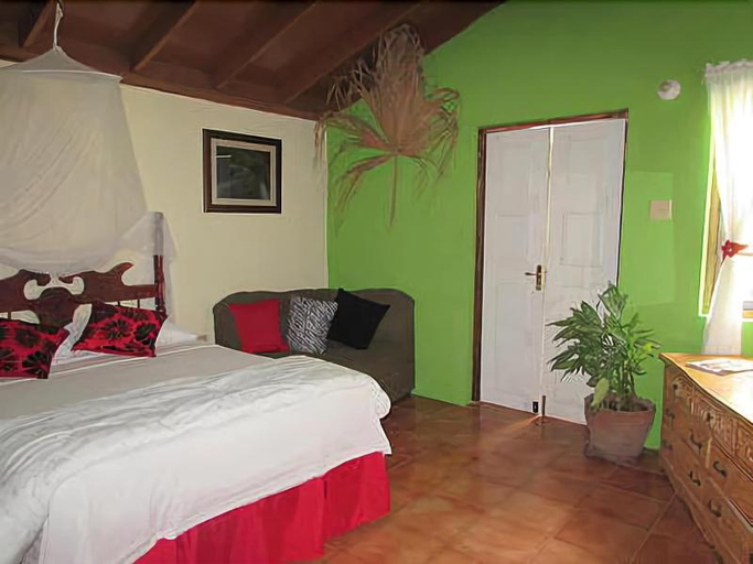Bedroom 1, RafJam Bed & Breakfast