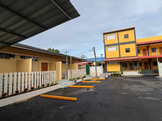 Exterior & Views 3, Phungluang Resort, Damnoen Saduak