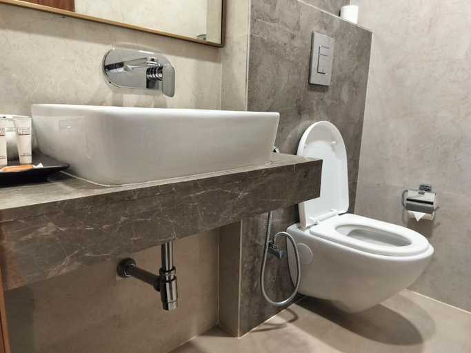 Bathroom 9