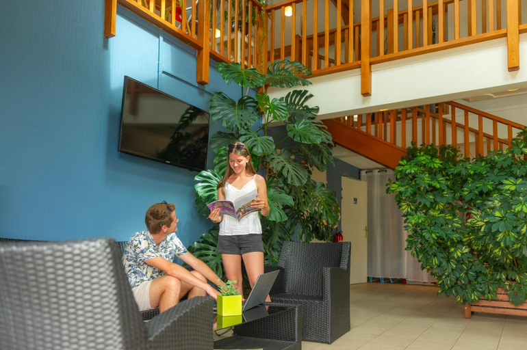 Public Area, Residence Goelia Les Portes d'Honfleur, Eure