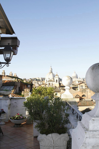 Others 4, Hotel Genio, Rome