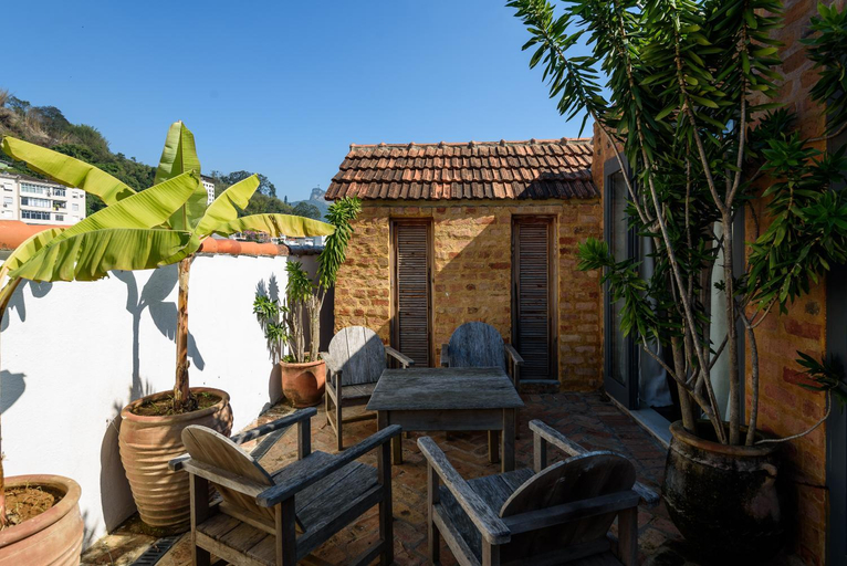 Others 4, Casa SAMAMBAIA, Rio de Janeiro