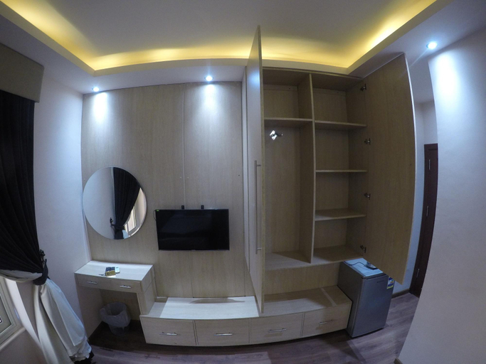 Bathroom 5, Grand City Hotel, Qasr an-Nil