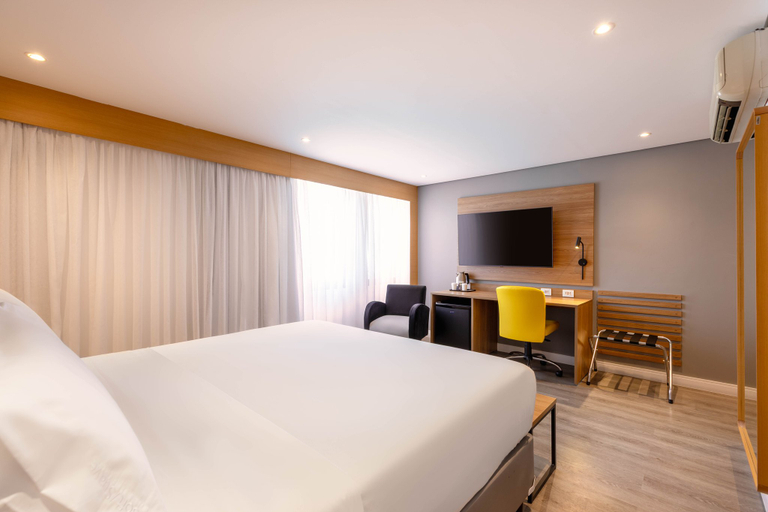 Bedroom 8