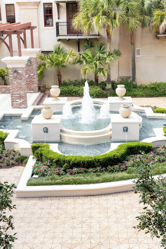 Exterior & Views 2, Carriage House Hotel, Lafayette