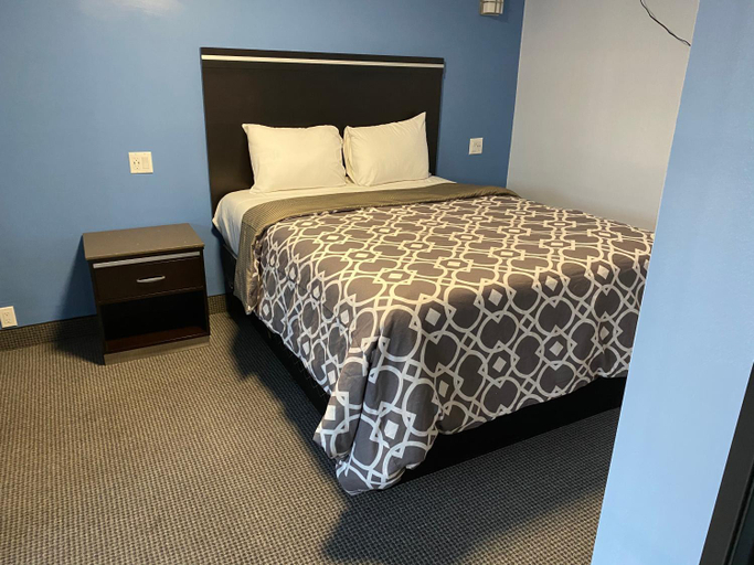 Bedroom 2, Golden West Manor Motel, Los Angeles