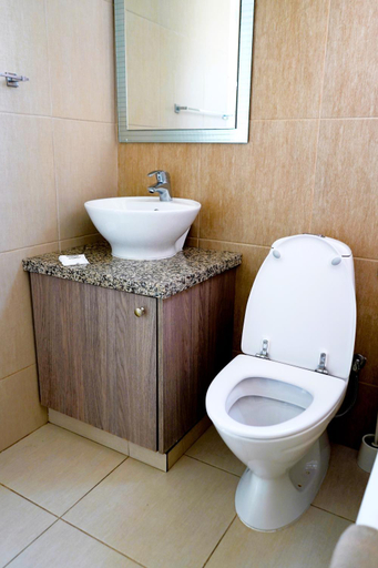 Bathroom 5, Green Bungalows Hotel Apartments