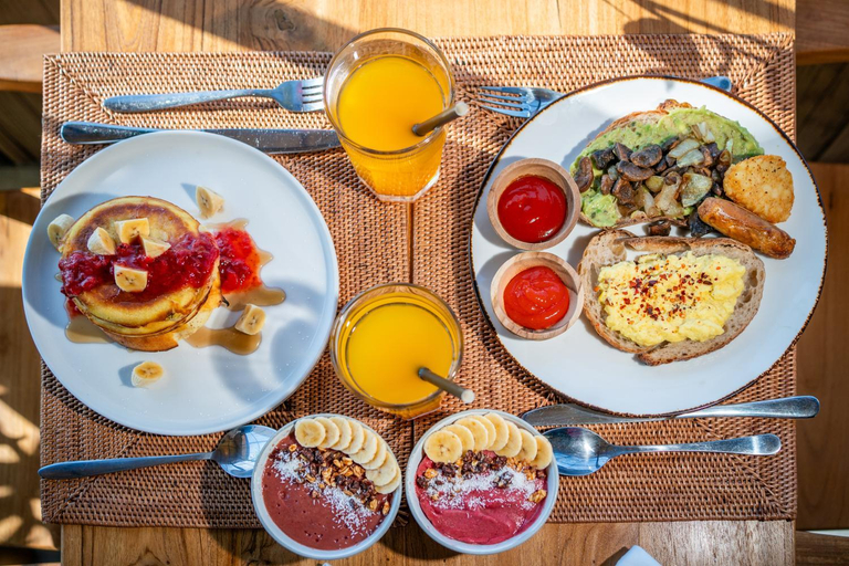 Food & Drinks 9
