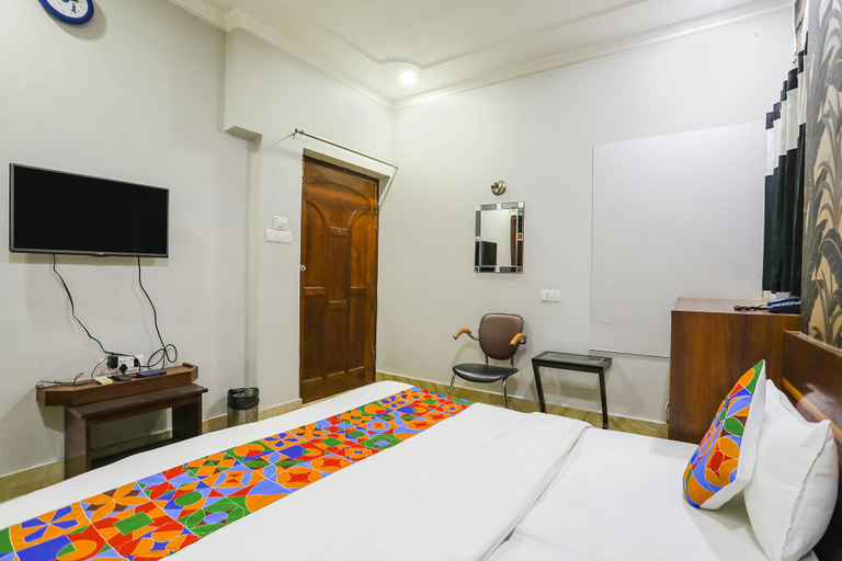 Bedroom 3, FabHotel Raka Inn, Kaushambi