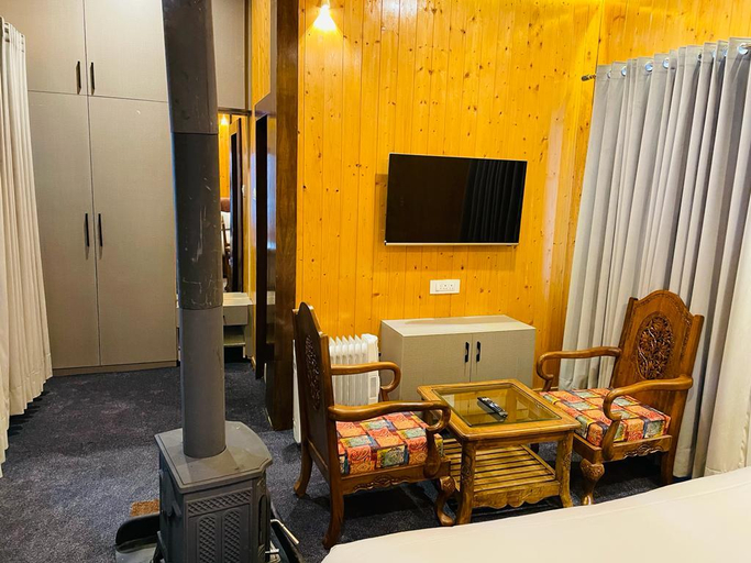 Others 5, Gulmarg Woods by Stay Pattern, Baramulla
