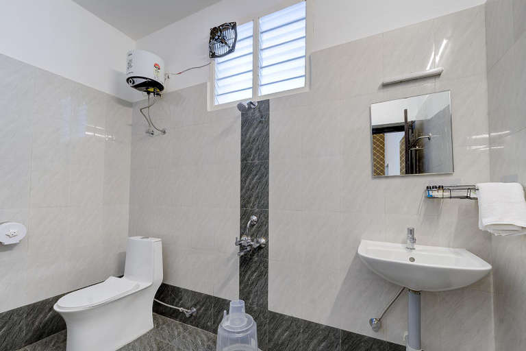 Bathroom 4, Dreams Luxury Stays , Chennai