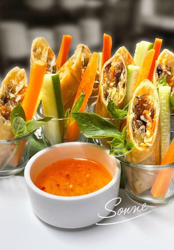 Food & Drinks, Montania Lifestyle Hotel, Phanom