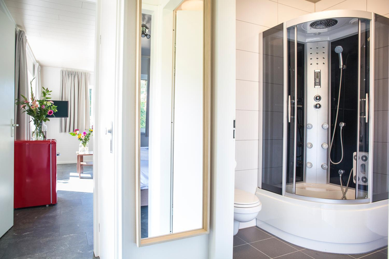 Bathroom 3, Landgoed Leudal - In de natuur nabij Roermond, Haelen