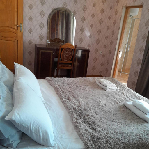 Others 5, Guesthouse Sumaisha, Lentekhi