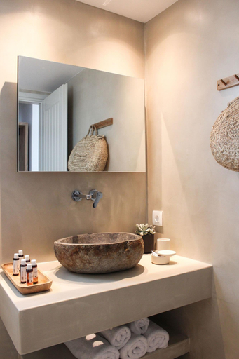 Bathroom 4, Mykonos Cactus, South Aegean