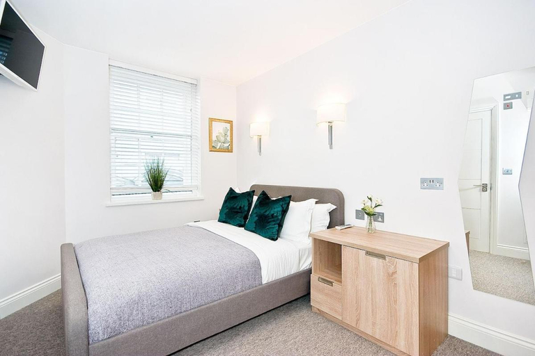 Bedroom 2, Eldon Chambers Pod 4 by City Living London, London