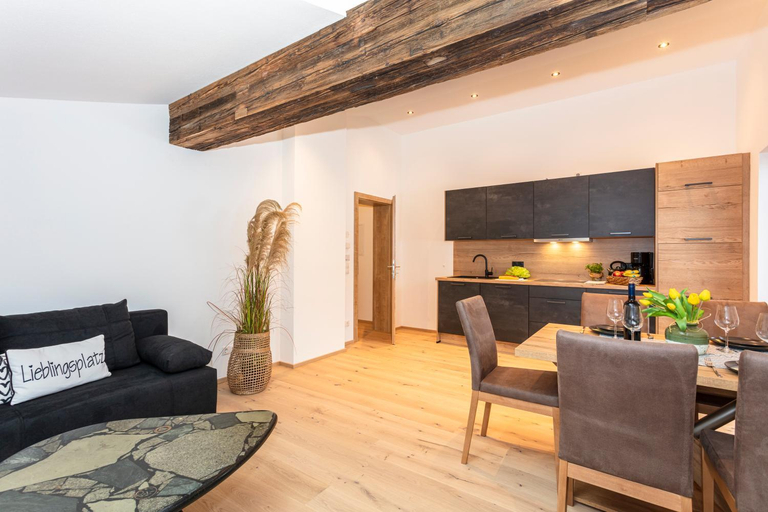 Others 2, STOAMAT Appartements, Zell am See