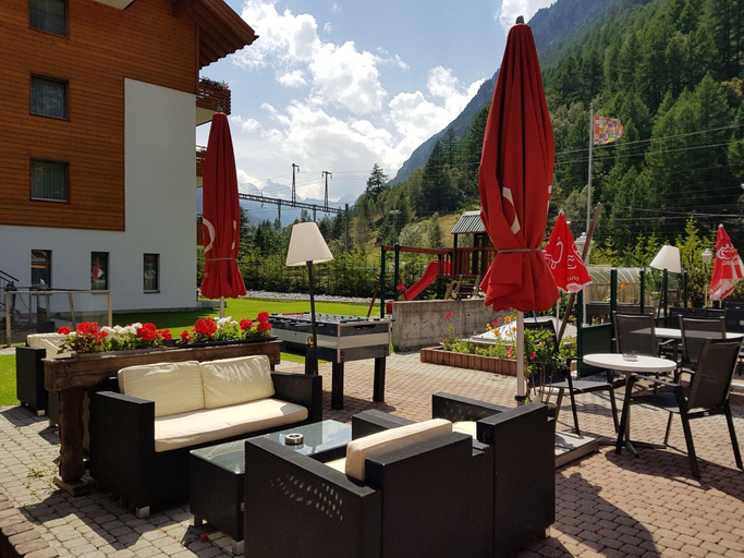Others 2, Hotel Täscherhof, Visp