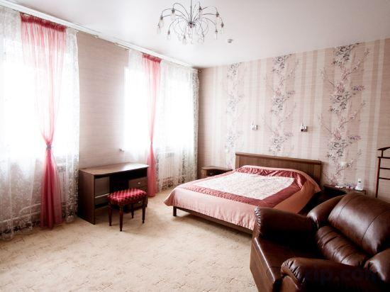 Others 3, Hotel Soyuz, Tomskiy rayon