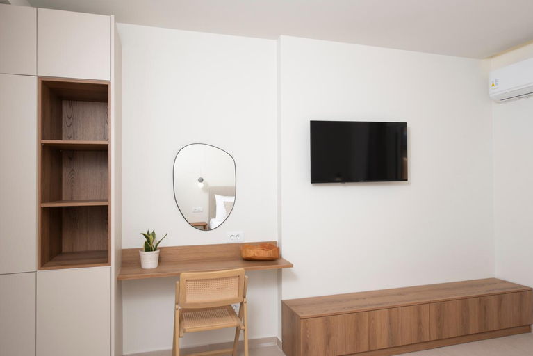 Others 5, CK Apartments, Ionian Islands