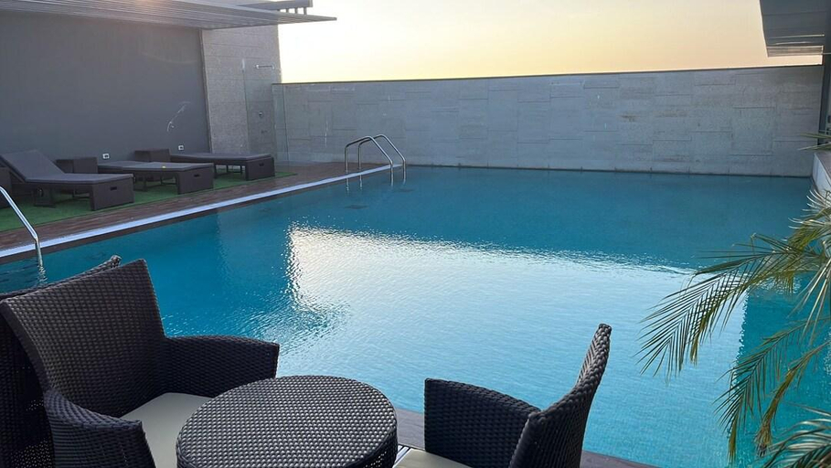 Sport & Beauty 2, The Sara Hotel, Barmer