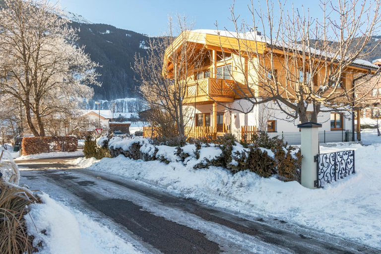 Exterior view, Chalet Mandl Sauna Pool EG Rollstuhlgangig, Zell am See