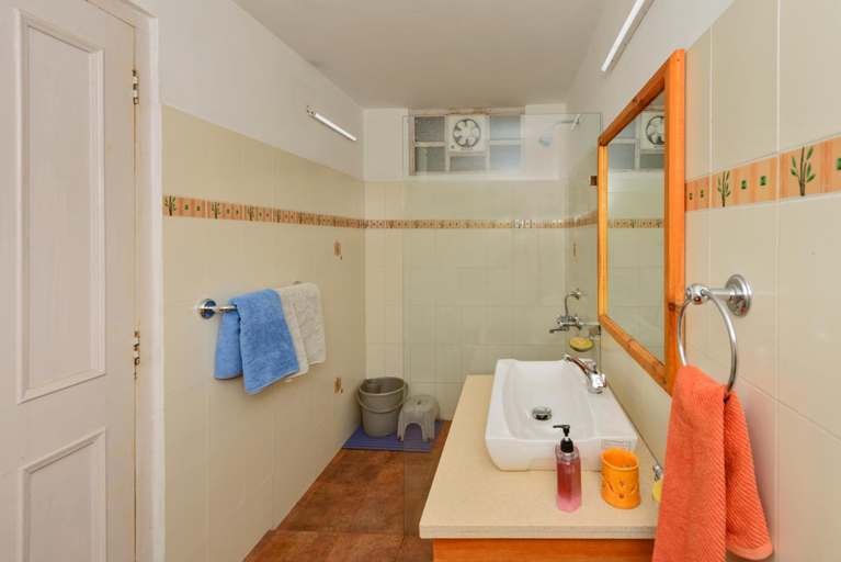 Bathroom 3, Banjara Orchard Retreat Thanedar, Shimla