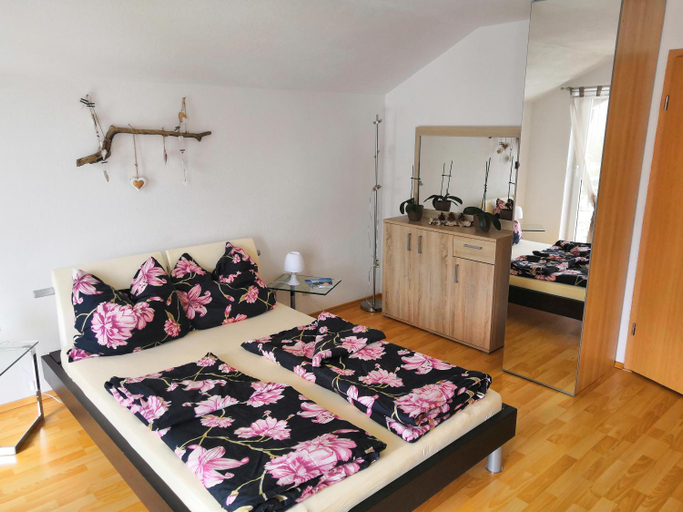 Others 5, SHERPA HAUS Ferienwohnung am Hahnenkamm,Reutte, Reutte