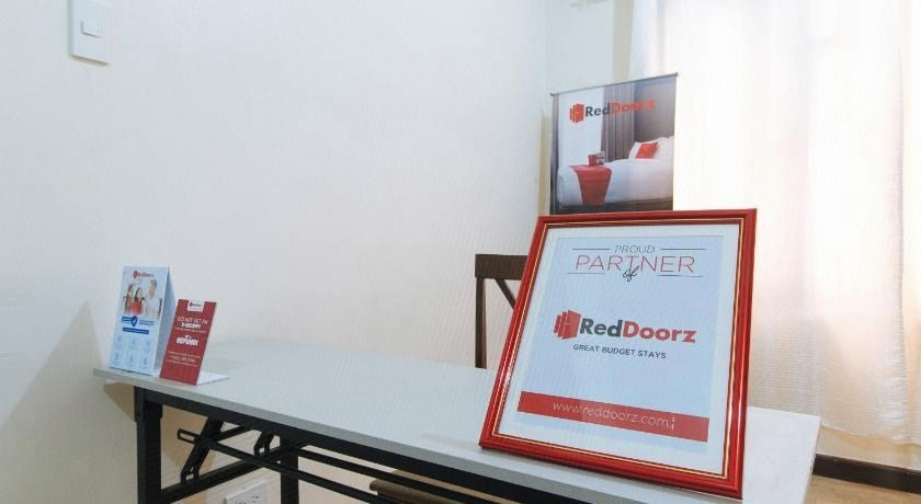 Others 4, RedDoorz @ Sta Cruz Naga City, Naga City