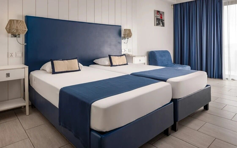 Bedroom 4, db Seabank Resort and Spa