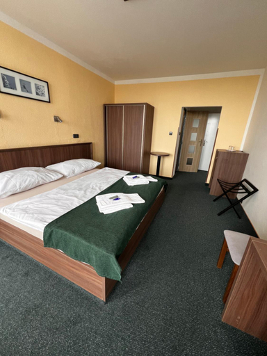 Bedroom 2, Hotel Labe, Litoměřice