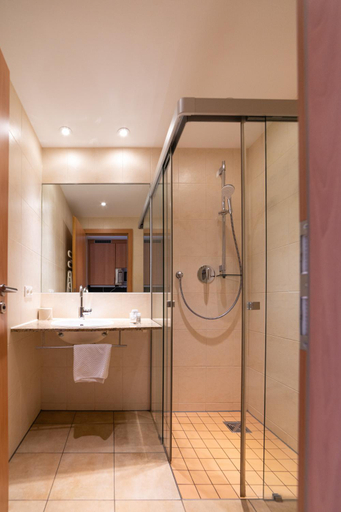 Bathroom 4, med Apart, Erlangen