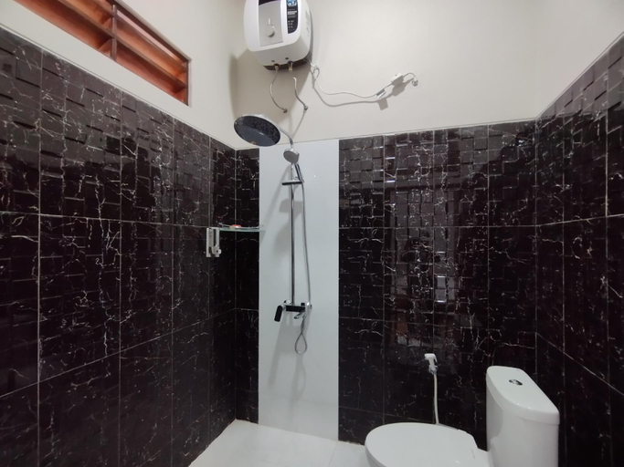 Bathroom 3