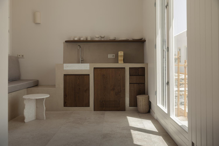 Others 5, Piperi Suites, South Aegean