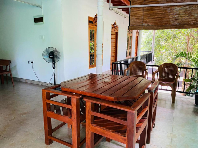 Public Area 3, Black panther yala, Thissamaharama